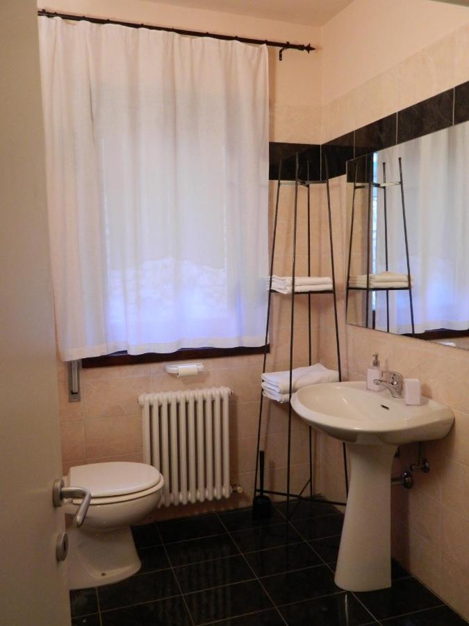 Appartamento Vista Lago Riva del Garda Ngoại thất bức ảnh