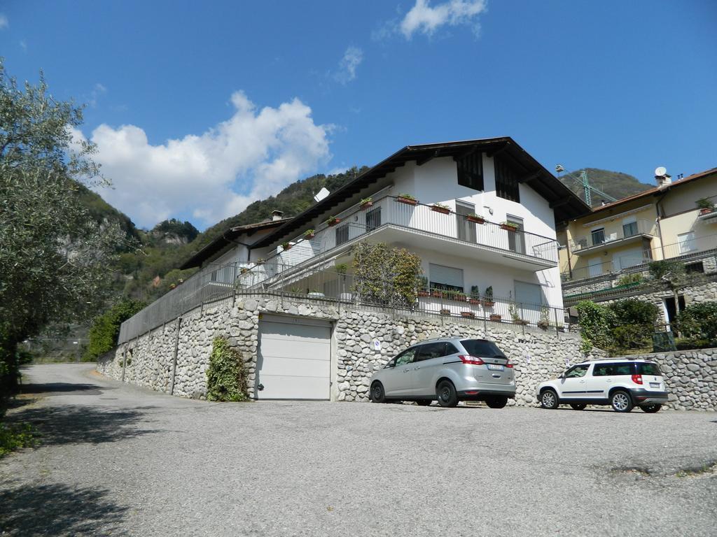 Appartamento Vista Lago Riva del Garda Ngoại thất bức ảnh