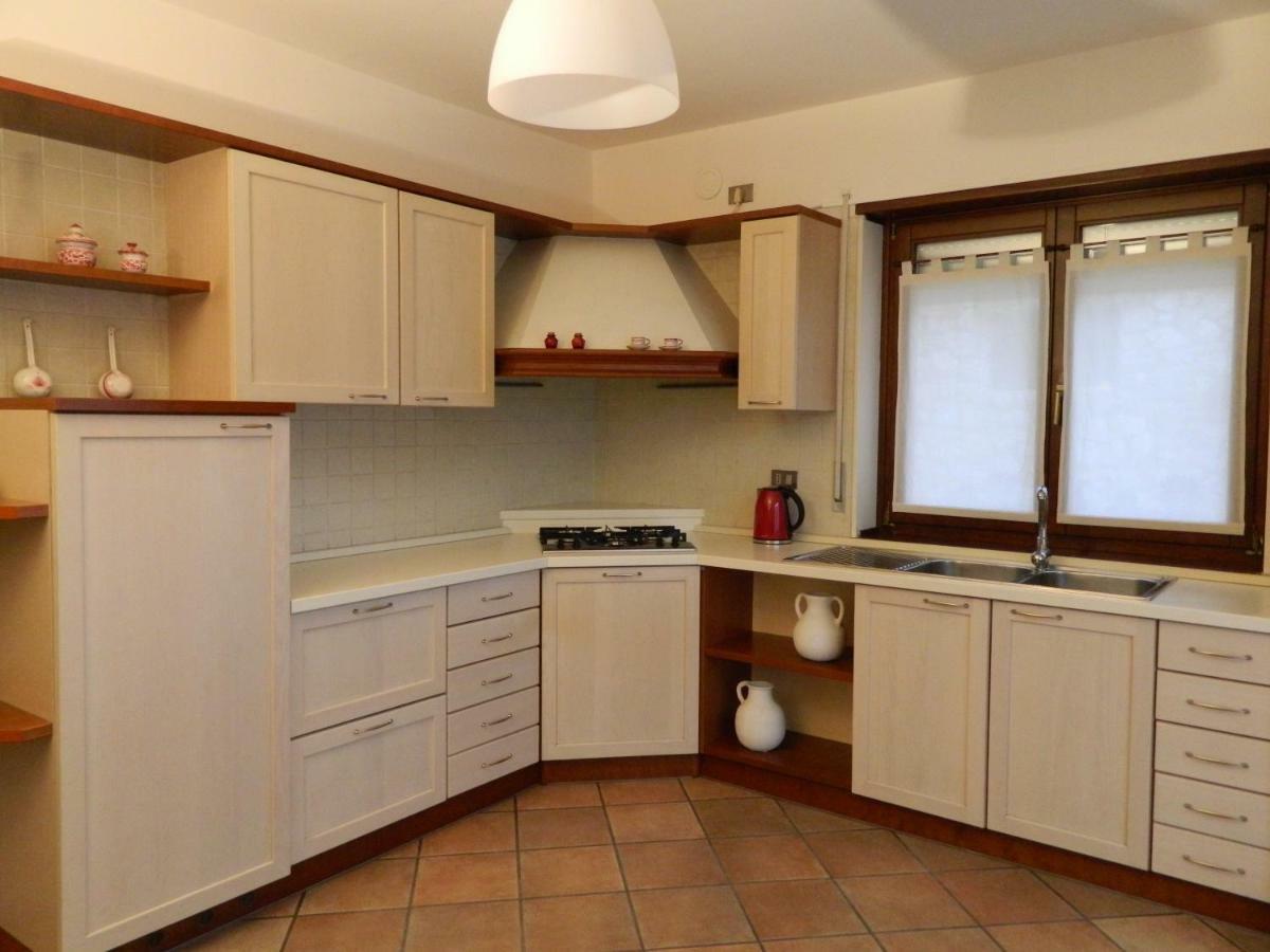 Appartamento Vista Lago Riva del Garda Ngoại thất bức ảnh
