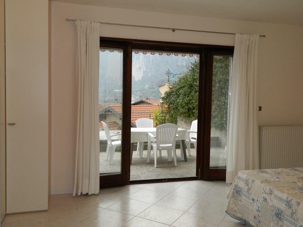 Appartamento Vista Lago Riva del Garda Ngoại thất bức ảnh