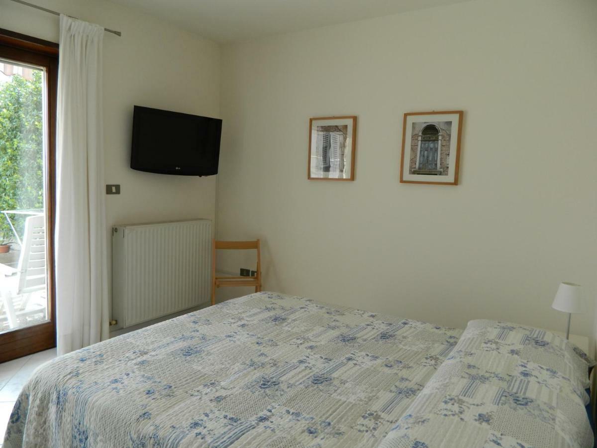 Appartamento Vista Lago Riva del Garda Ngoại thất bức ảnh