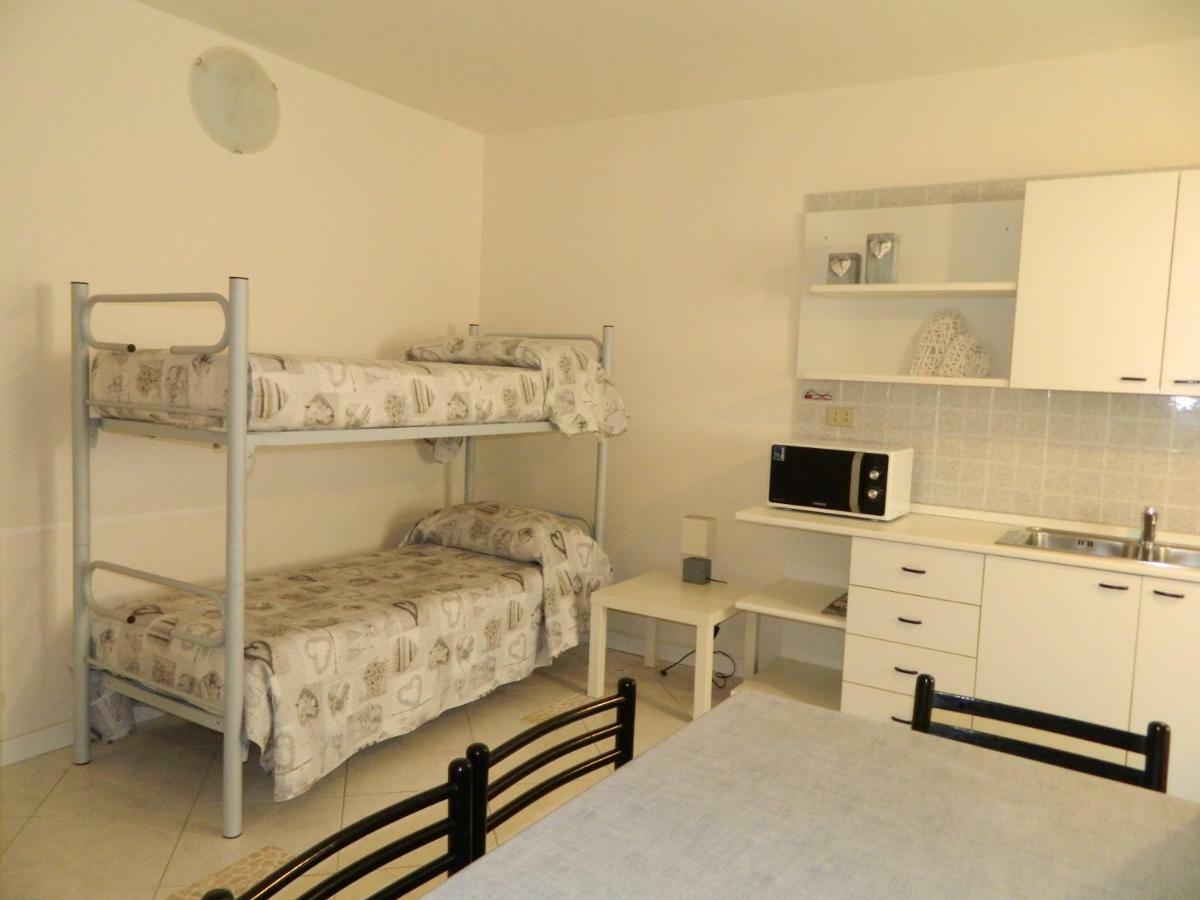 Appartamento Vista Lago Riva del Garda Ngoại thất bức ảnh